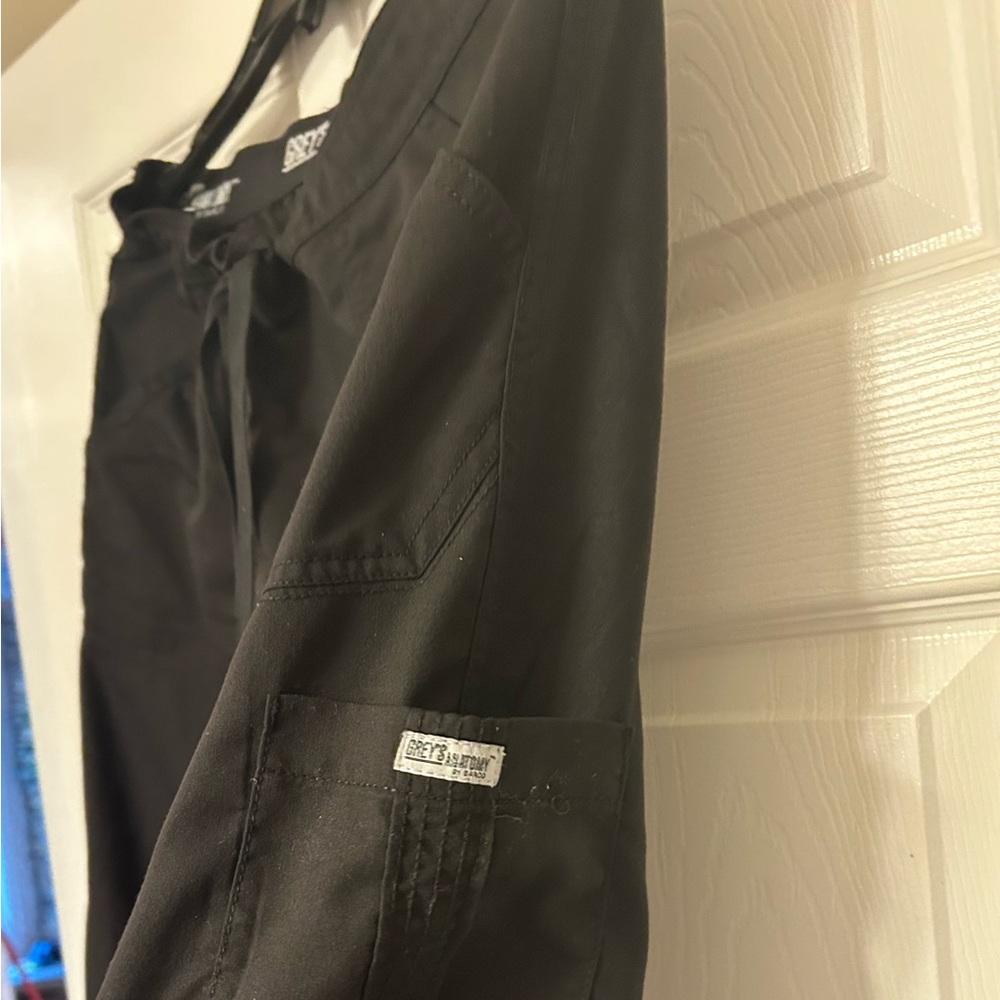 Greys anatomy Barco active scrub pants, 2 pairs of 2 styles ( 4 total)